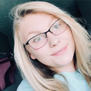 Meet your Posher, Joni